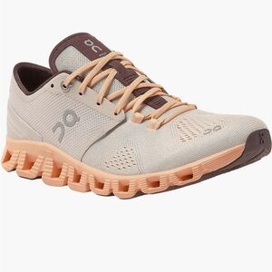 ON Cross training sneakers